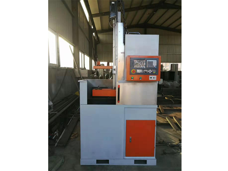 青島盛皓機(jī)電公司推出新品淬火機(jī)床